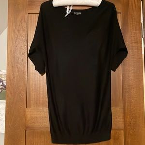 Black 3/4 sleeve Express tunic